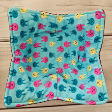 Load image into Gallery viewer, Bunnies on Blue and Ditsy Floral - Reversible 100% Cotton Bowl Cozy
